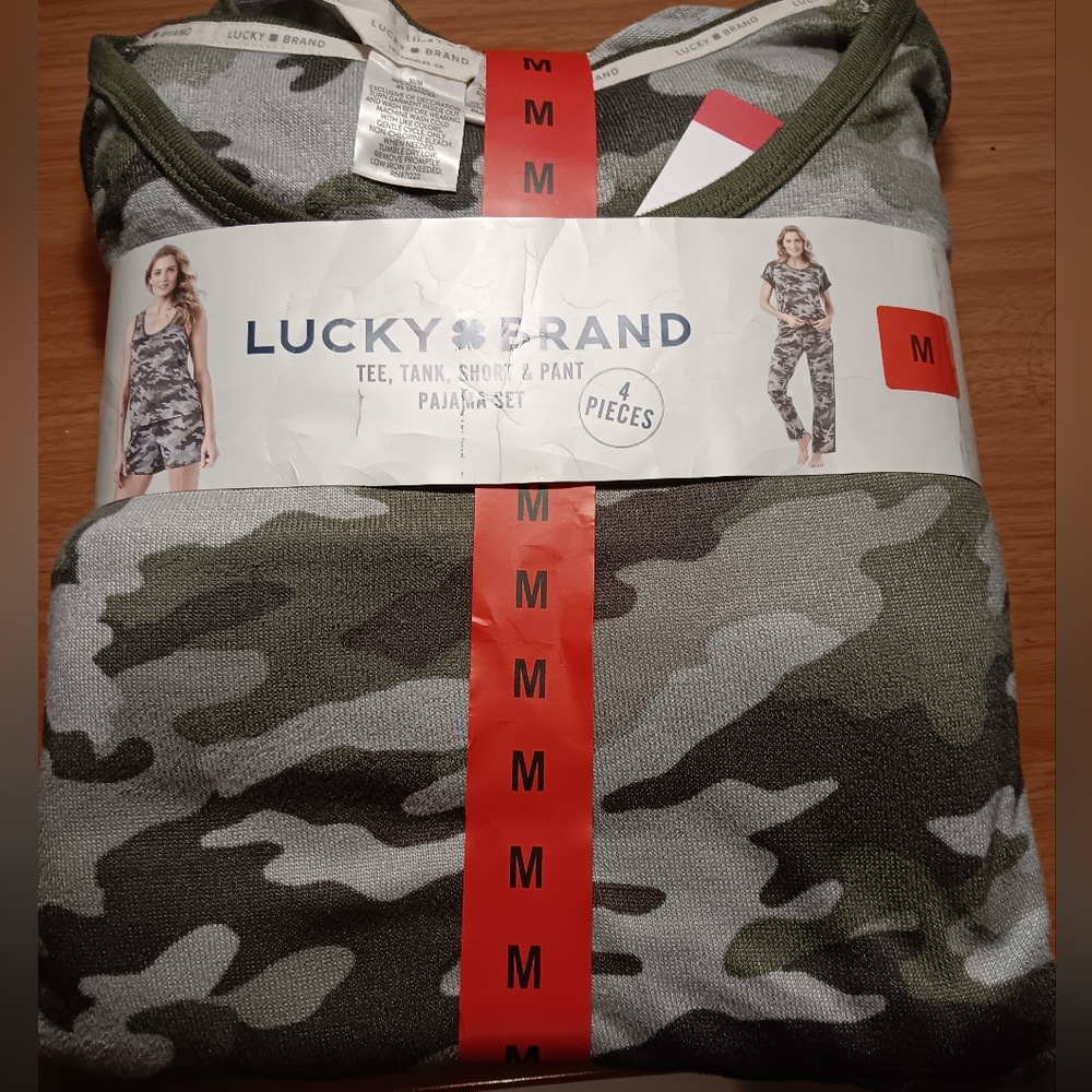 4 pieces ladies pajamas lucky brand size medium